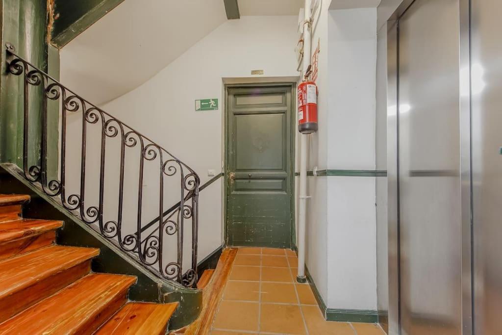 Modern Apt Para 6Px En La Plaza De Tirso De Molina Madrid Eksteriør bilde