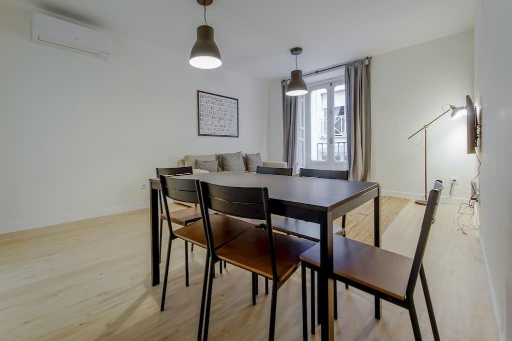 Modern Apt Para 6Px En La Plaza De Tirso De Molina Madrid Eksteriør bilde